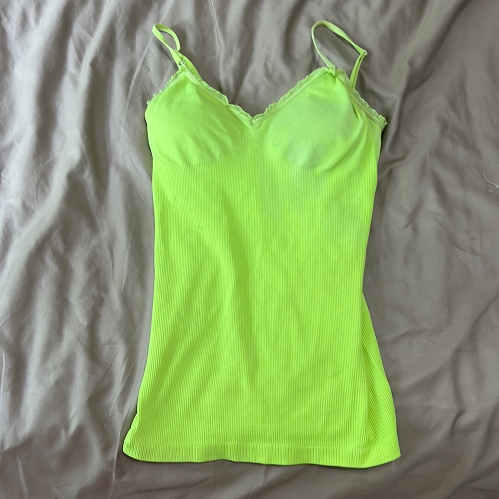 Size S, Neon tank